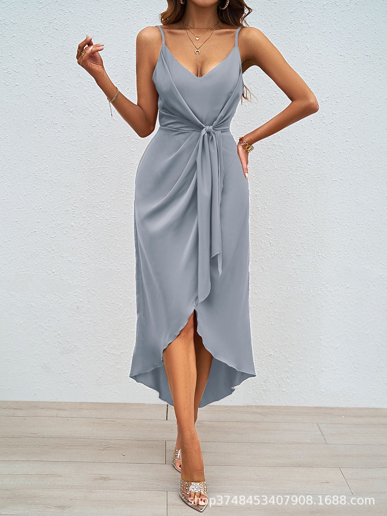 Damen Maxikleid mit elegantem Wickeldesign und schmalen Spaghetti-Trägern Sovae