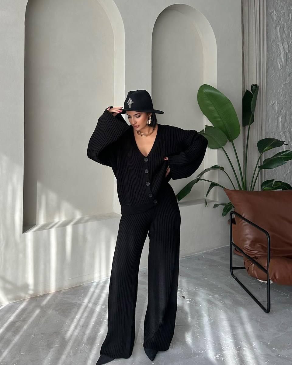 Damen lässiges Strick-Loungewear-Set mit Knopfleiste und weitem Schnitt Sovae
