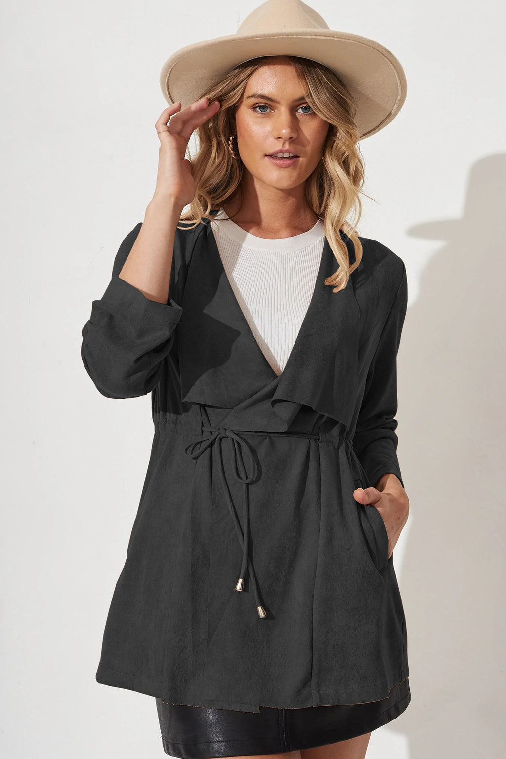 Damen lässige Veloursjacke mit offener Front und fließendem Schnitt Sovae