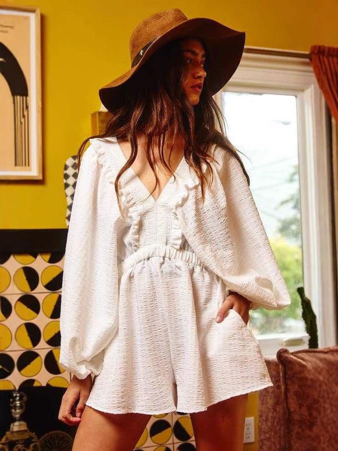 Damen luftiges Jumpsuit mit voluminösen Ärmeln und Rüschendetails Sovae