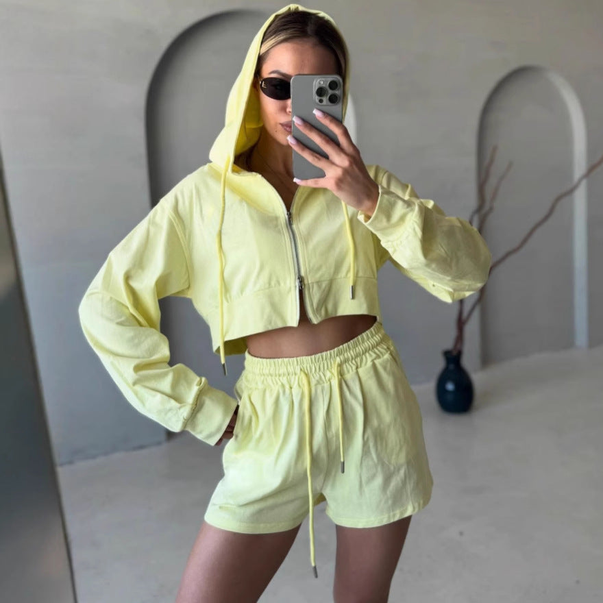 Damen Freizeit-Crop-Set mit Hoodie und Shorts Sovae