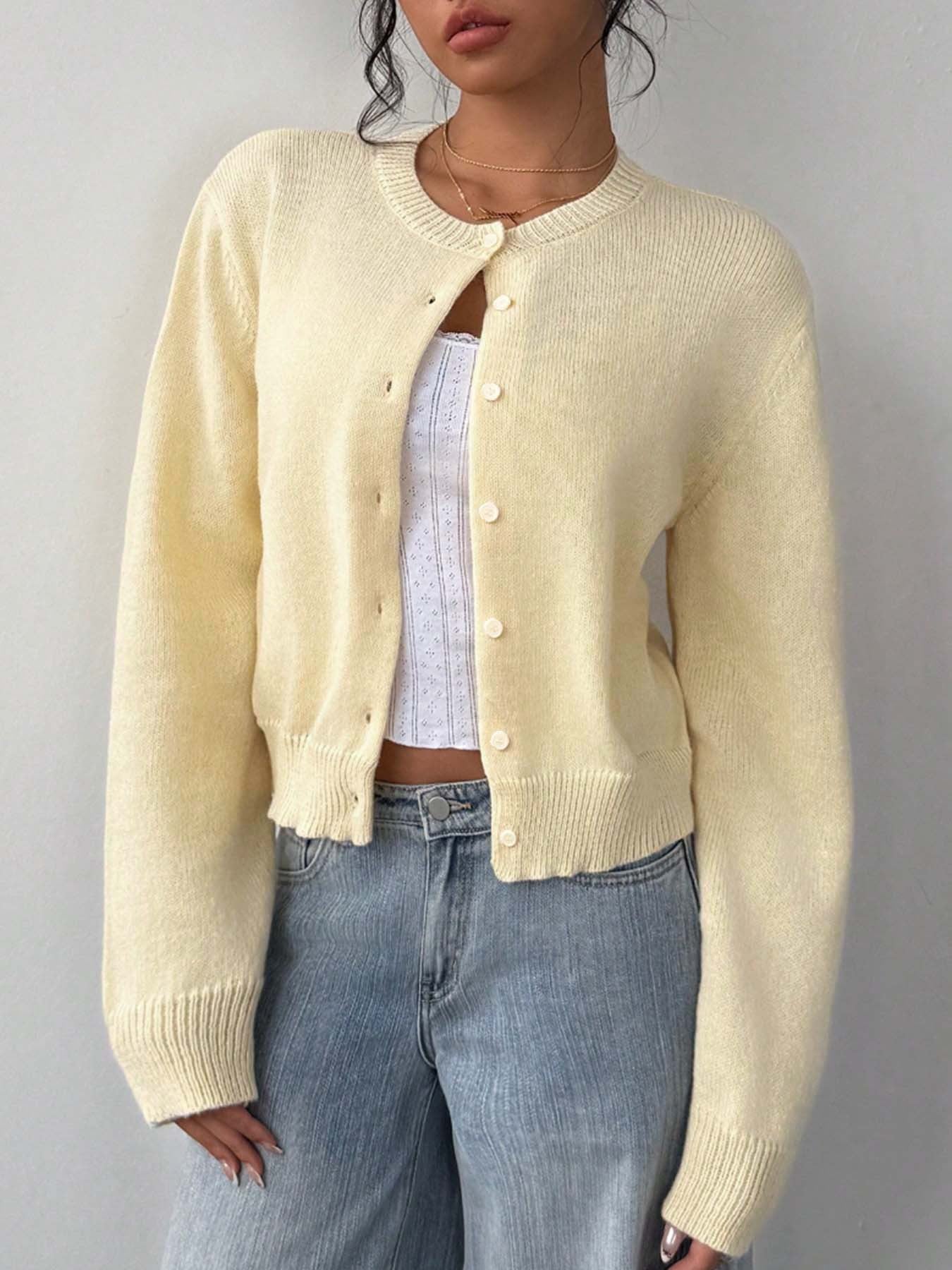 Damen leichte Strickjacke mit Knopfdetails und Rundhalsausschnitt Sovae