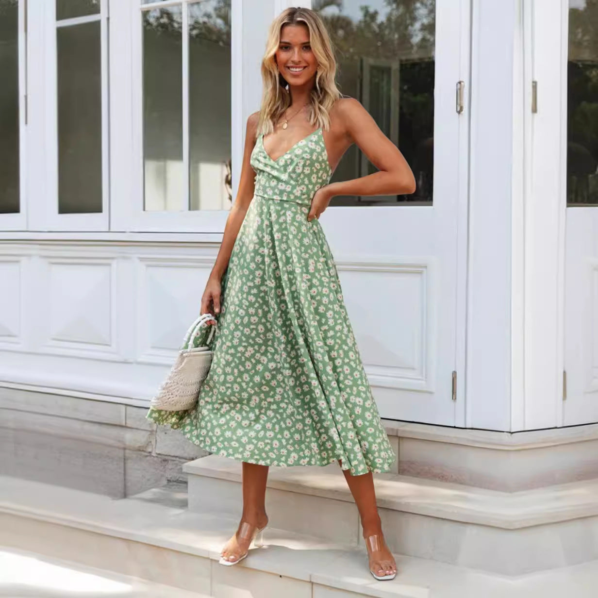 Damen Elegant geschnittenes Maxikleid mit floralem Muster und V-Ausschnitt Sovae