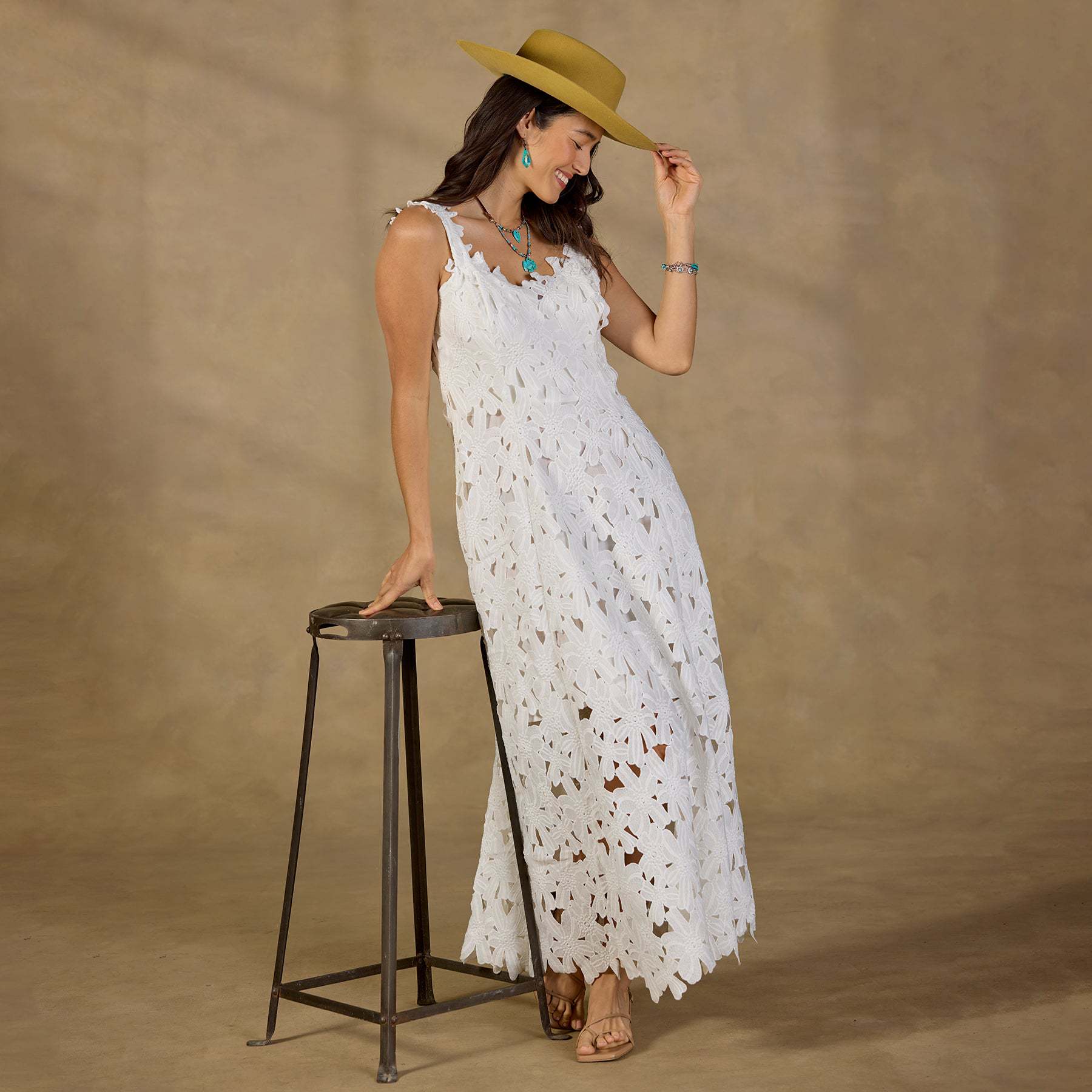 Damen Spitzen-Maxikleid mit floralen Einsätzen Sovae