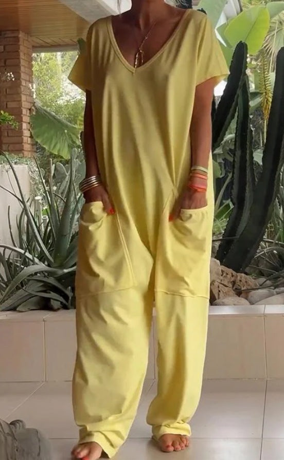 Damen lässiger Jumpsuit mit tiefem V-Ausschnitt und praktischen Taschen Sovae
