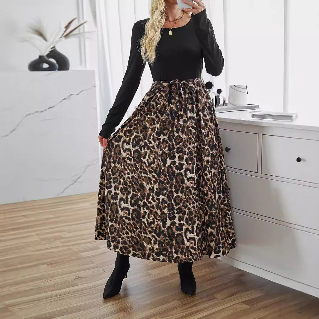 Damen Maxikleid mit eleganter Trachtenoptik und modischem Leoprint Sovae