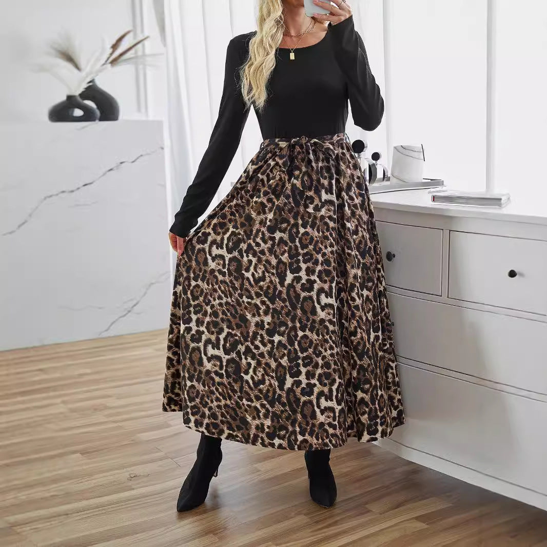 Damen Maxikleid mit eleganter Trachtenoptik und modischem Leoprint Sovae