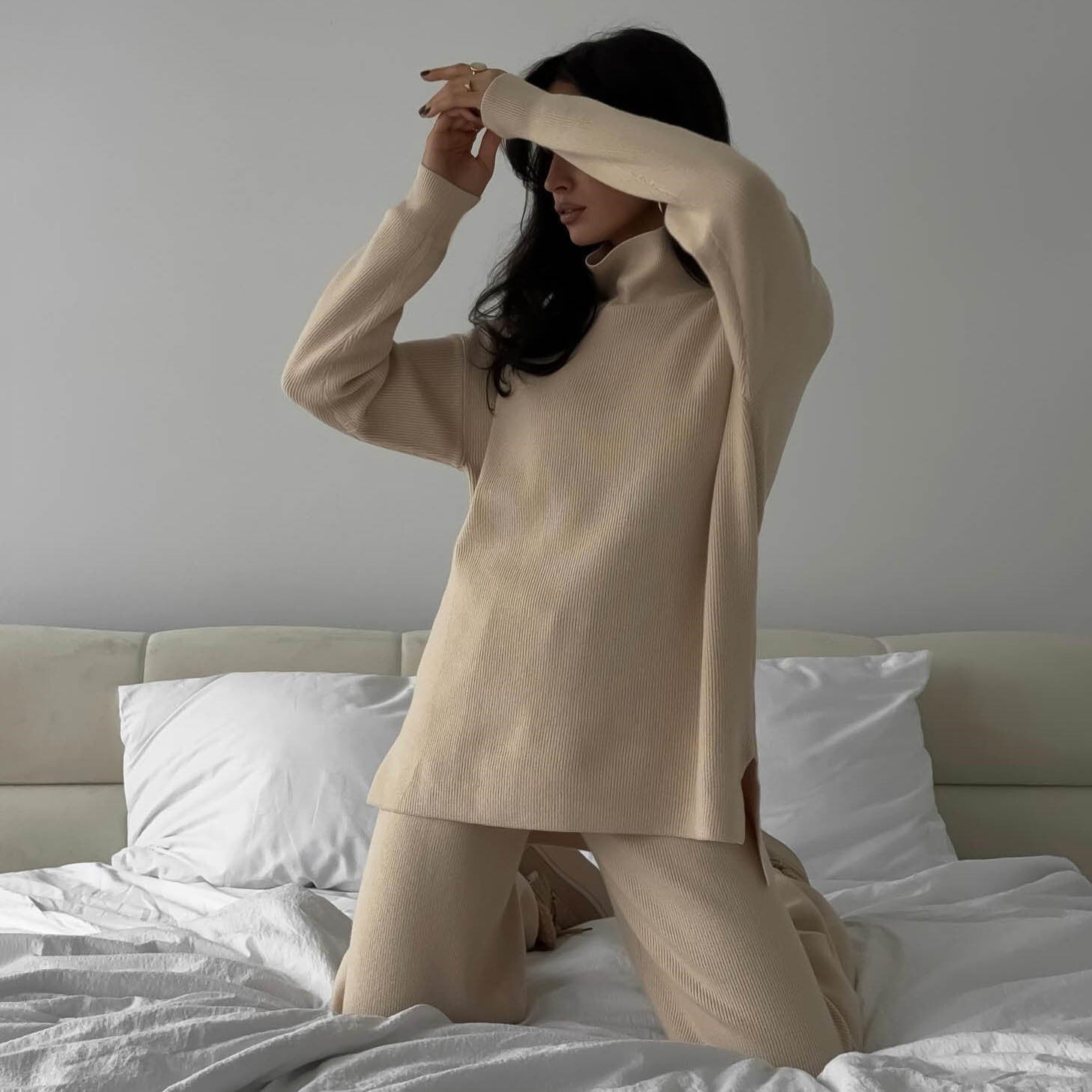 Damen Gemütliches und elegantes Strick-Loungewear-Set mit Rollkragen Sovae