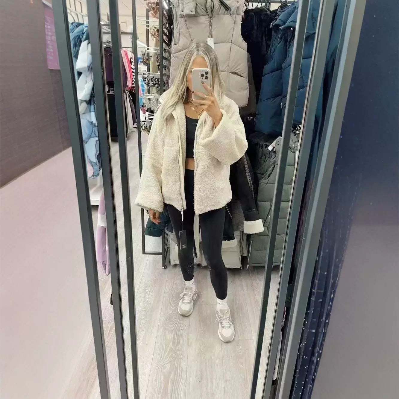 Damen Fleecejacke mit hohem Kragen und praktischen Taschen Sovae