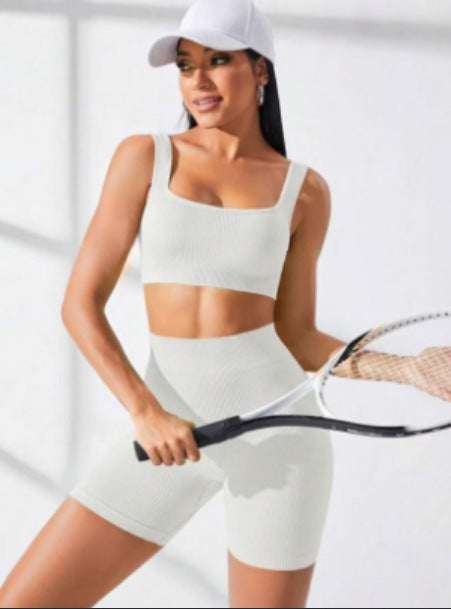 Damen Sportliches Zweiteiliges Set mit Hochtailliertem Short und Ripp-Top Sovae