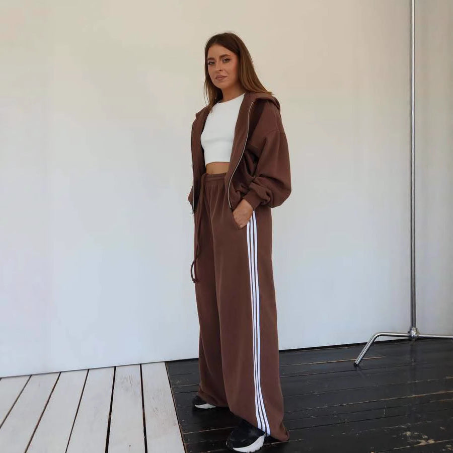 Damen Sportliches Loungewear-Set mit cropped Jacke und bequemen Jogginghosen Sovae
