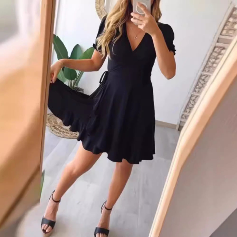 Damen Wickelkleid mit schwingendem Rock und dekorativem Bindegürtel Sovae