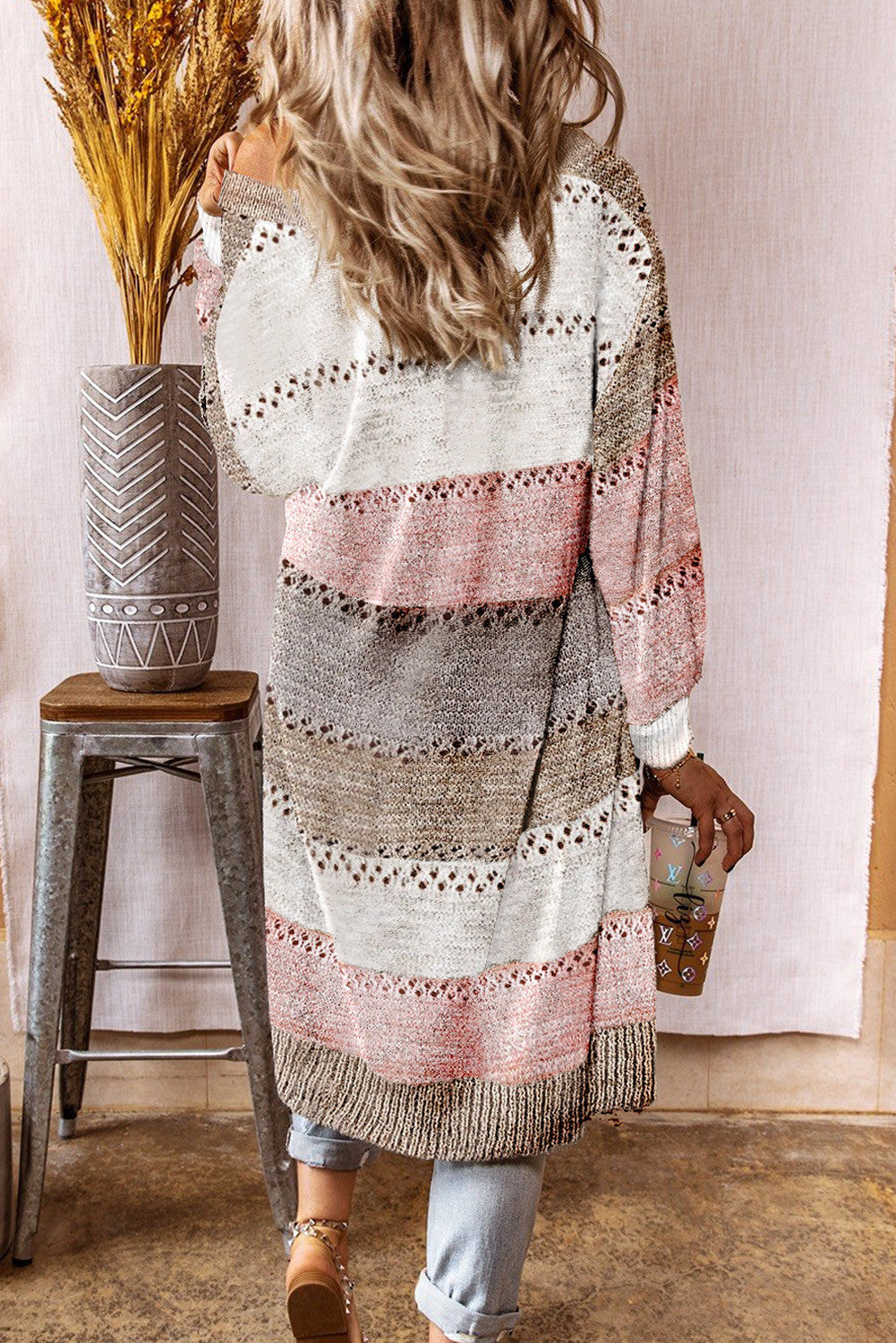 Damen Strickjacke mit modischem Farbblockdesign und luftigen Häkelstrickdetails Sovae