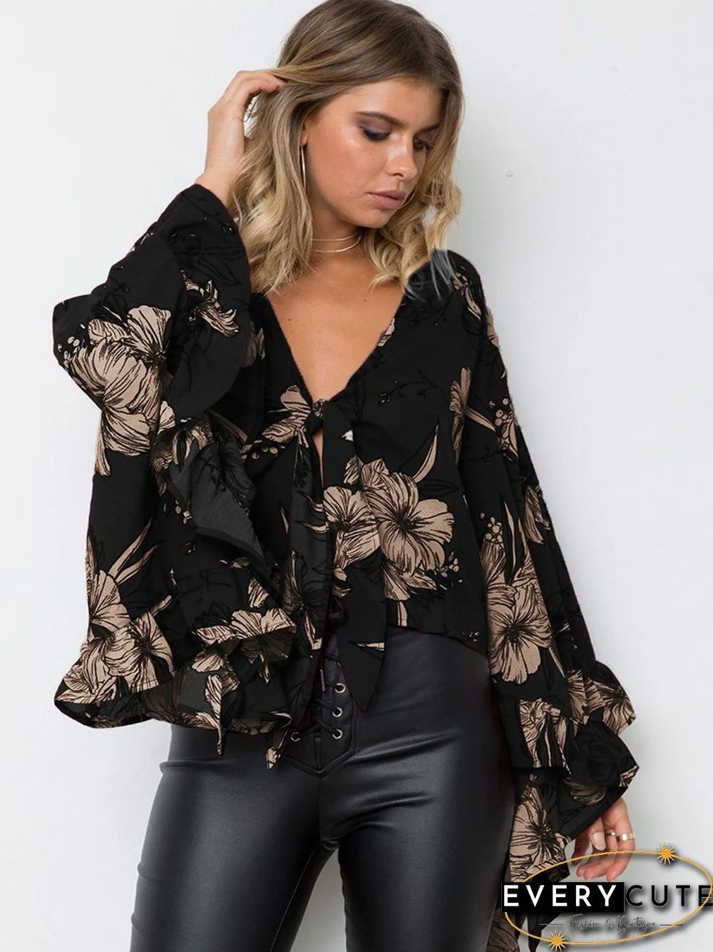 Damen elegante Bluse mit Volant und Blumenmuster Sovae