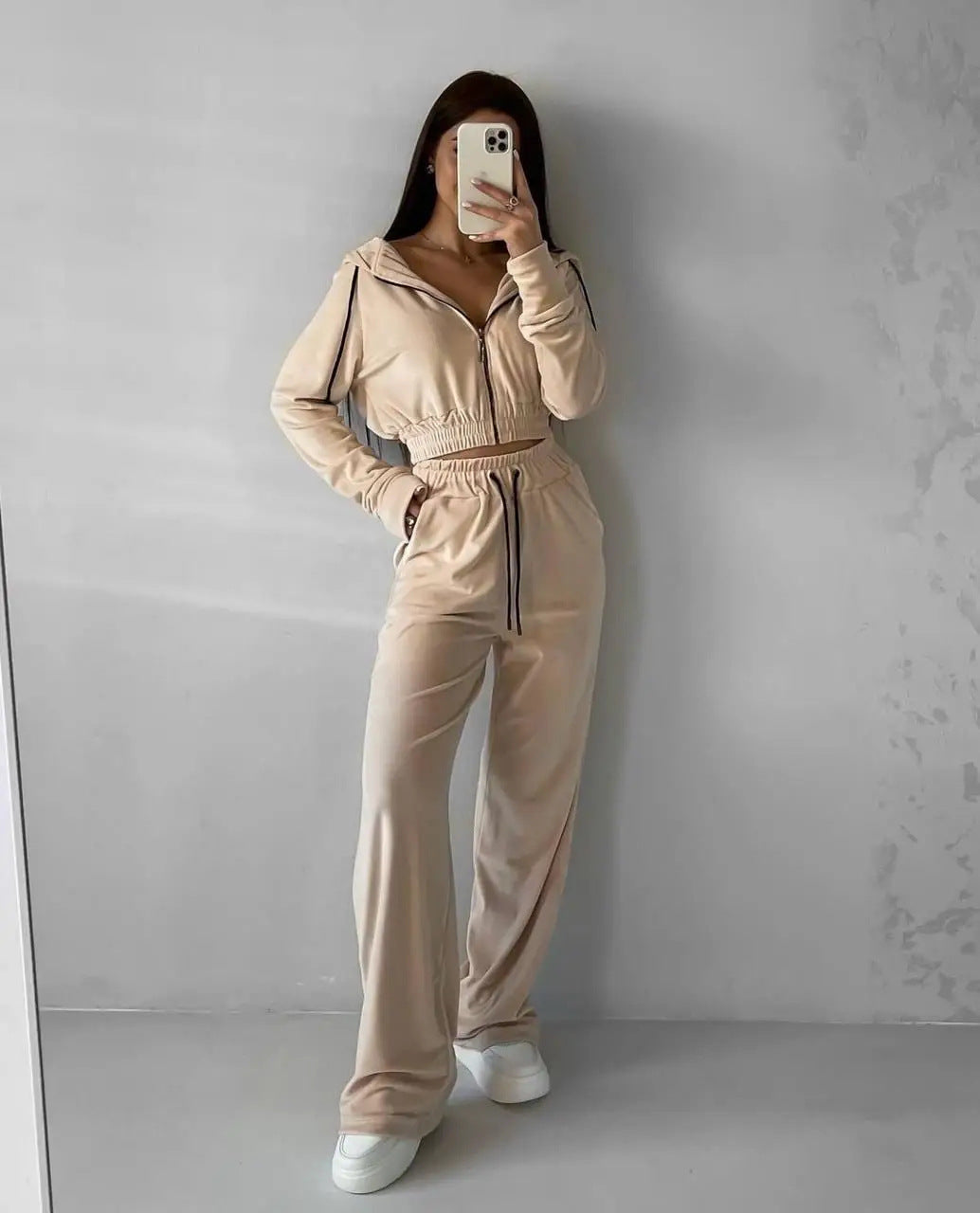 Damen Velours-Loungewear-Set mit Kapuze und elastischen Bündchen Sovae