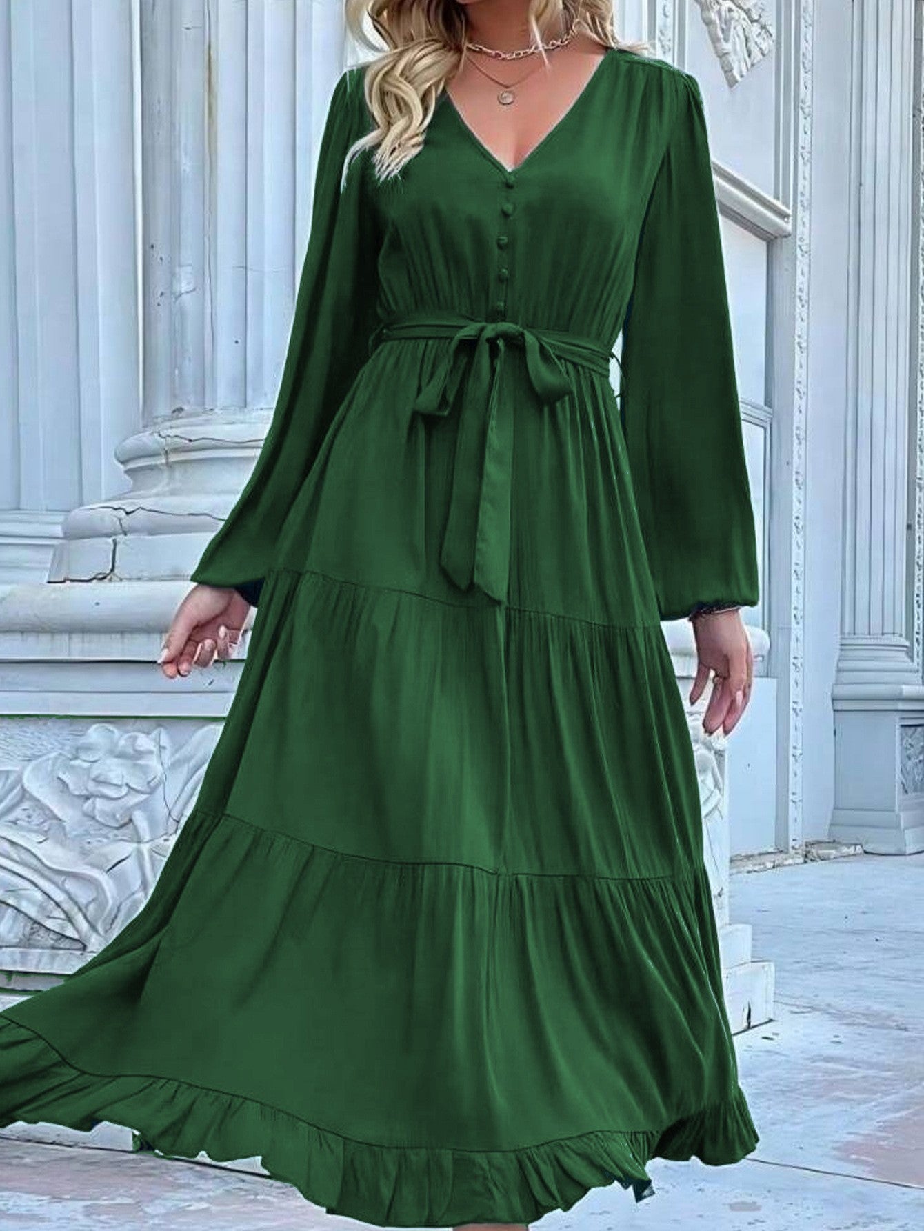 Damen Maxikleid mit V-Ausschnitt und eleganter Taillenbindung Sovae