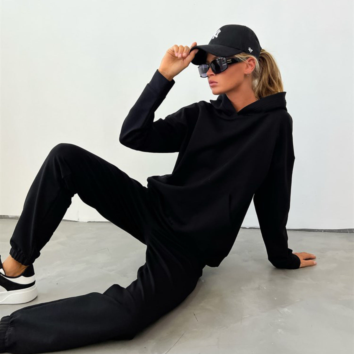 Damen Bequemes und modernes Hoodie-Set Sovae