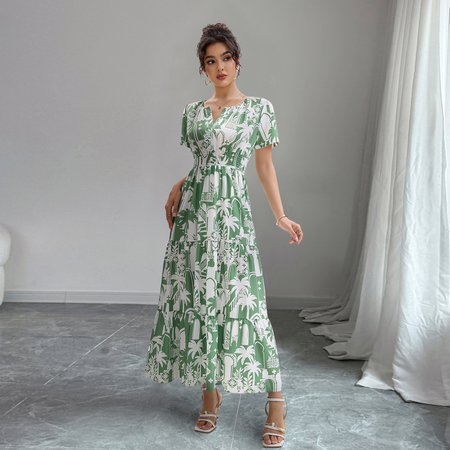 Damen Maxikleid mit tierischem und botanischem Print Sovae