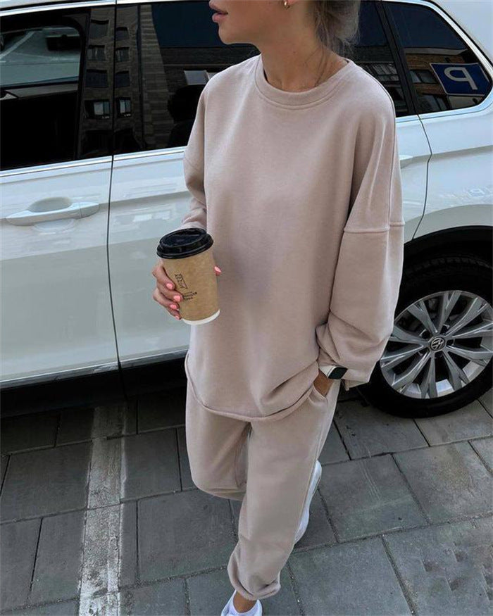Damen lässiges Set mit oversized Pullover und bequemen Jogginghosen Sovae