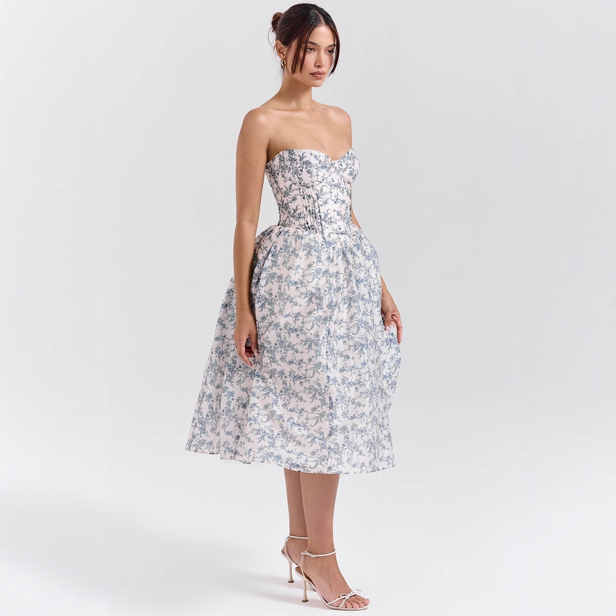 Damen elegantes Midikleid mit herzförmigem Ausschnitt und floralem Muster Sovae
