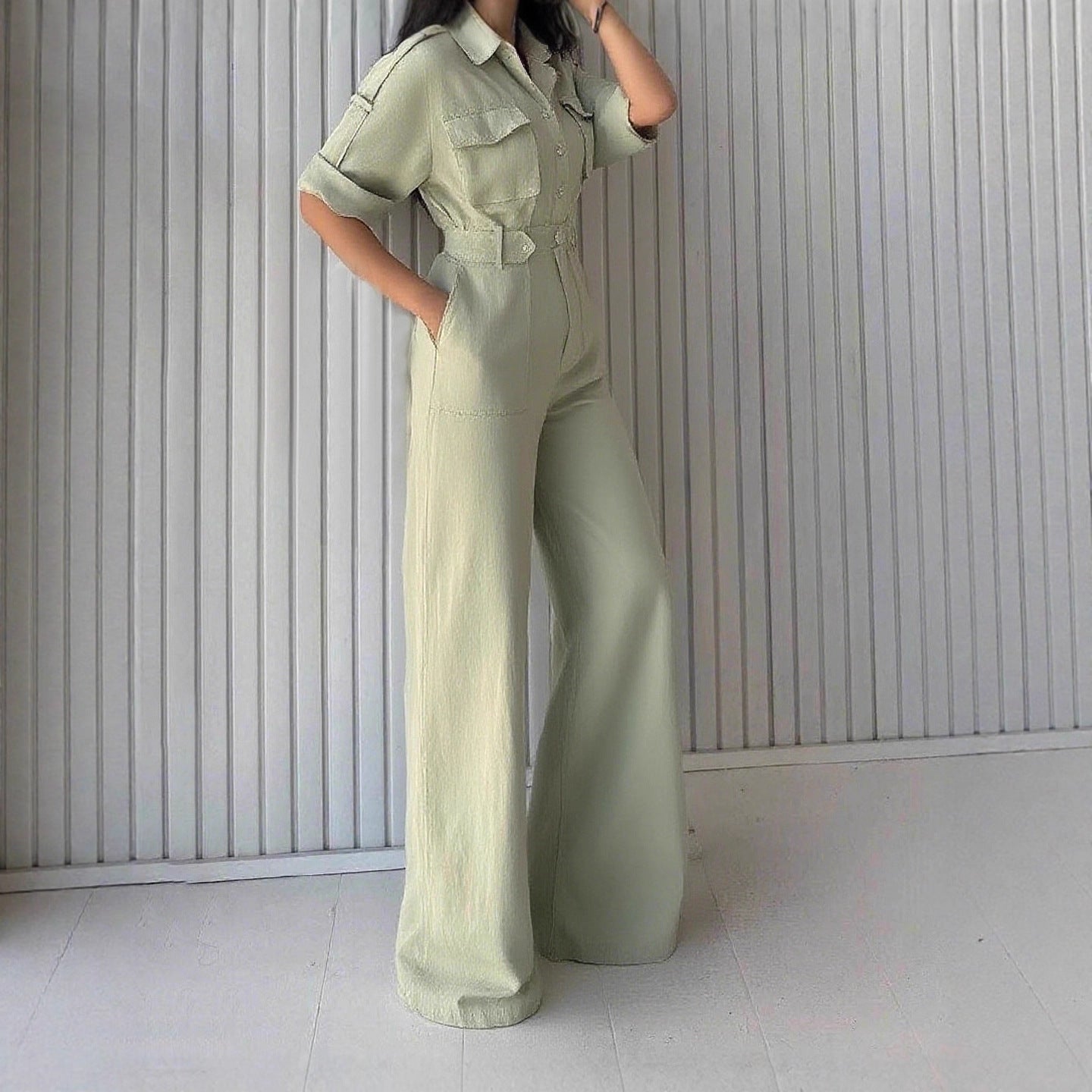 Damen Utility Jumpsuit mit weitem Bein und praktischen Taschen Sovae