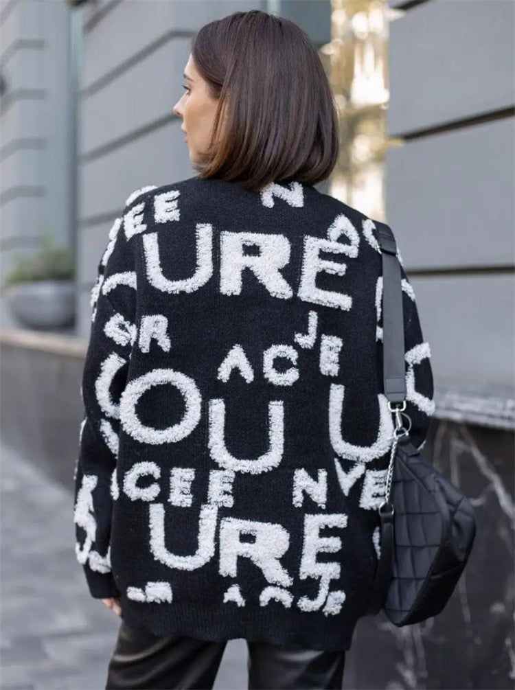 Damen Oversized Strickpullover mit auffälligem Schriftzug und lässiger Passform Sovae
