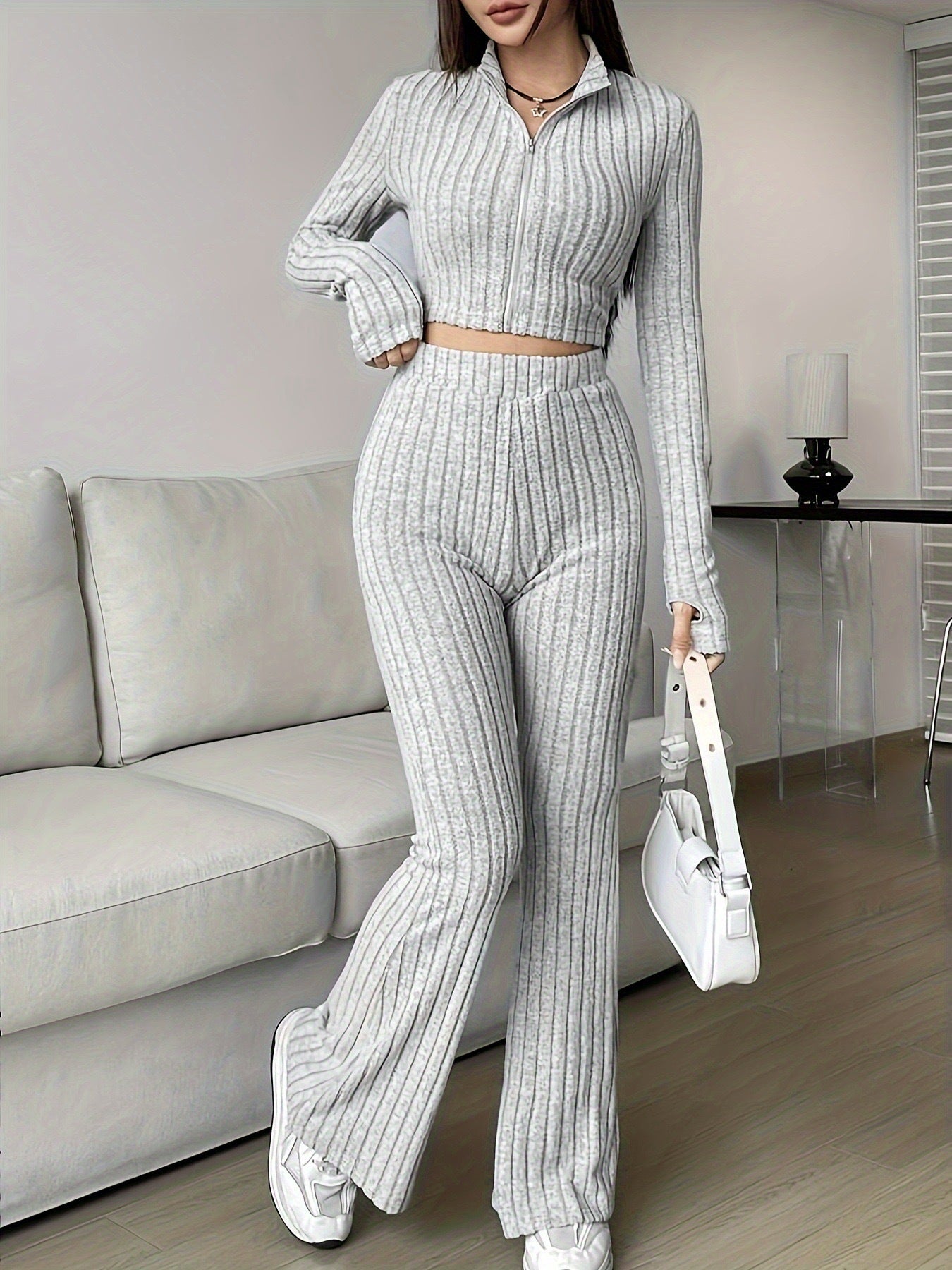 Damen Strick-Loungewear-Set mit cropped Oberteil und weit geschnittenen Hosen Sovae