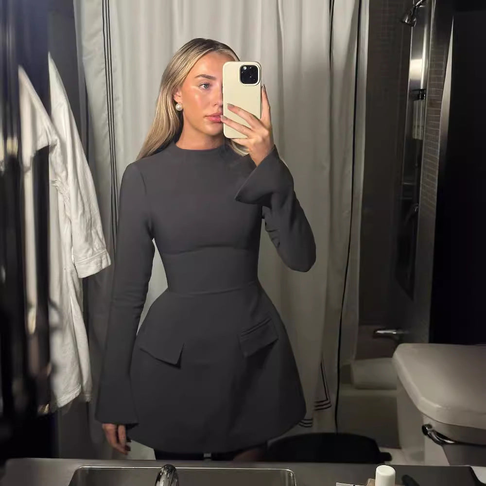 Damen Figurumspielendes Minikleid mit langen Ärmeln und praktischen Taschen Sovae