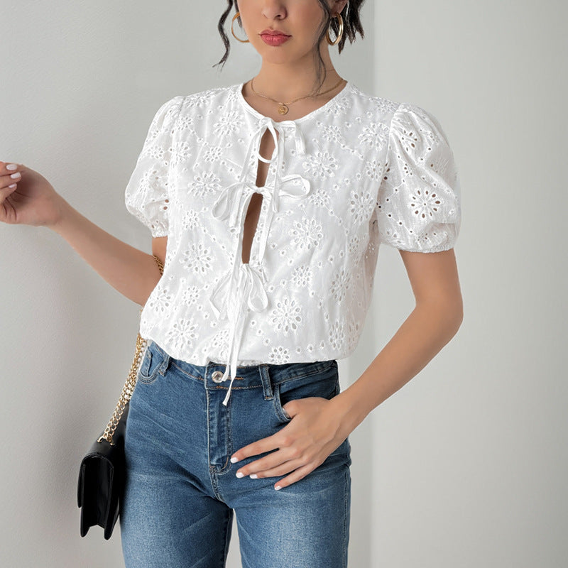 Damen Bluse mit Rüschen und raffiniertem Schnürdetail Sovae