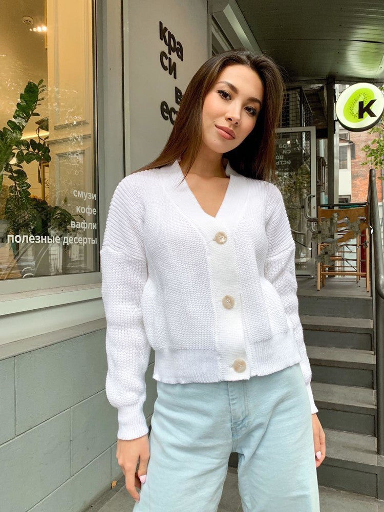 Damen Großer Strickcardigan mit Knopfdetail und V-Ausschnitt Sovae