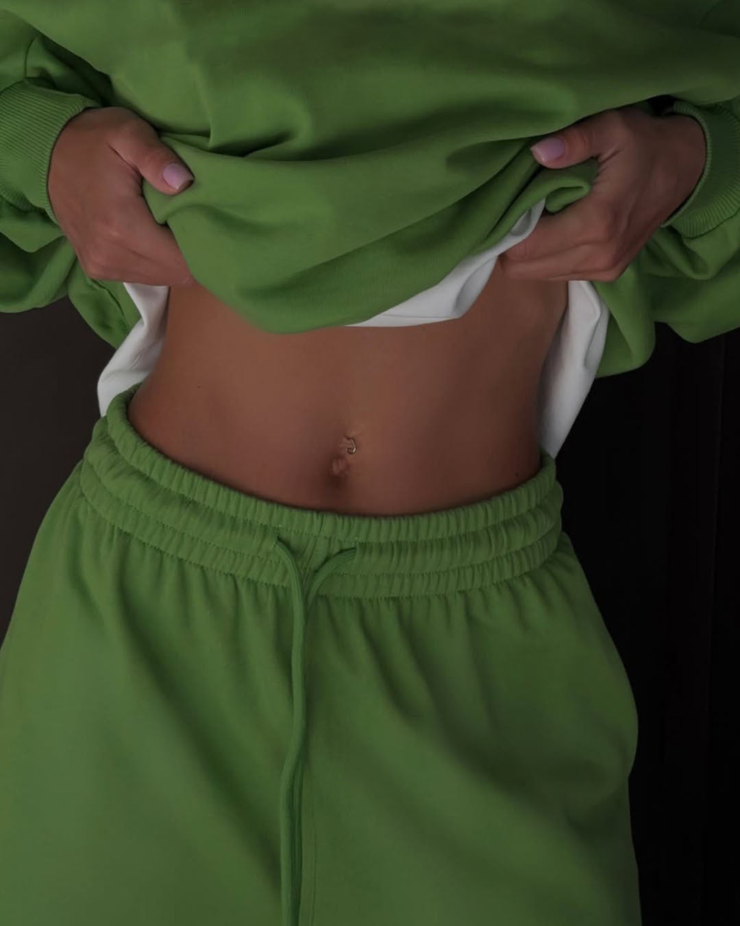 Damen Sportlicher Kapuzenpullover mit kurzer Reißverschlussöffnung Sovae