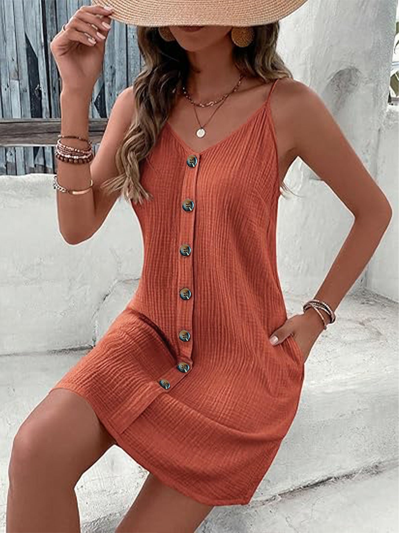 Damen verführerisches Sommerkleid mit Knopfdetail und Spaghettiträgern Sovae