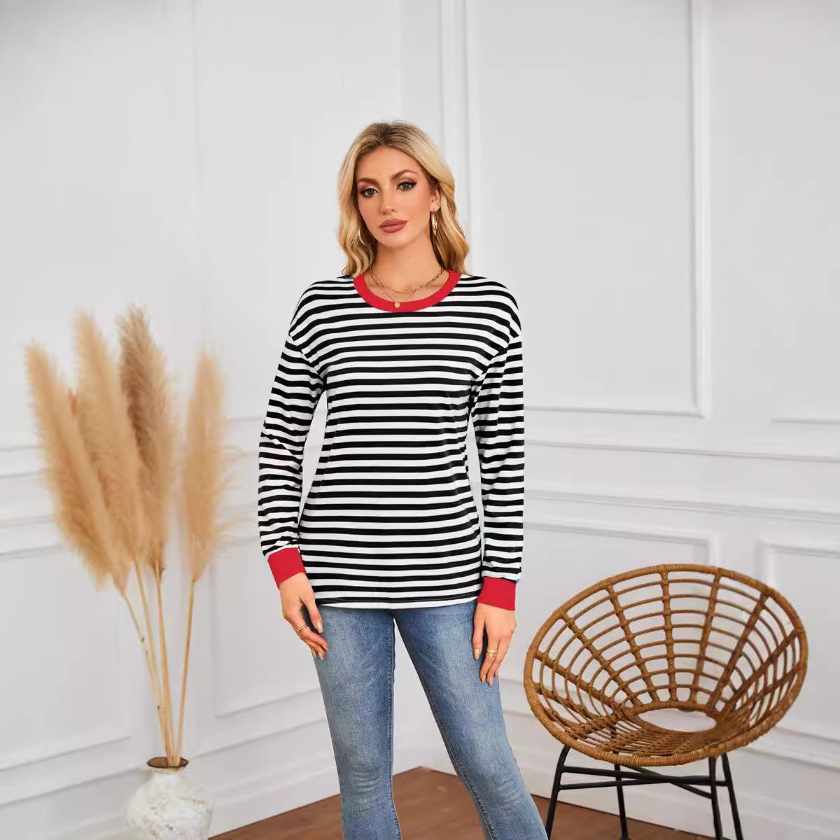 Damen gestreiftes Langarmshirt mit farblich abgesetztem Kragen Sovae
