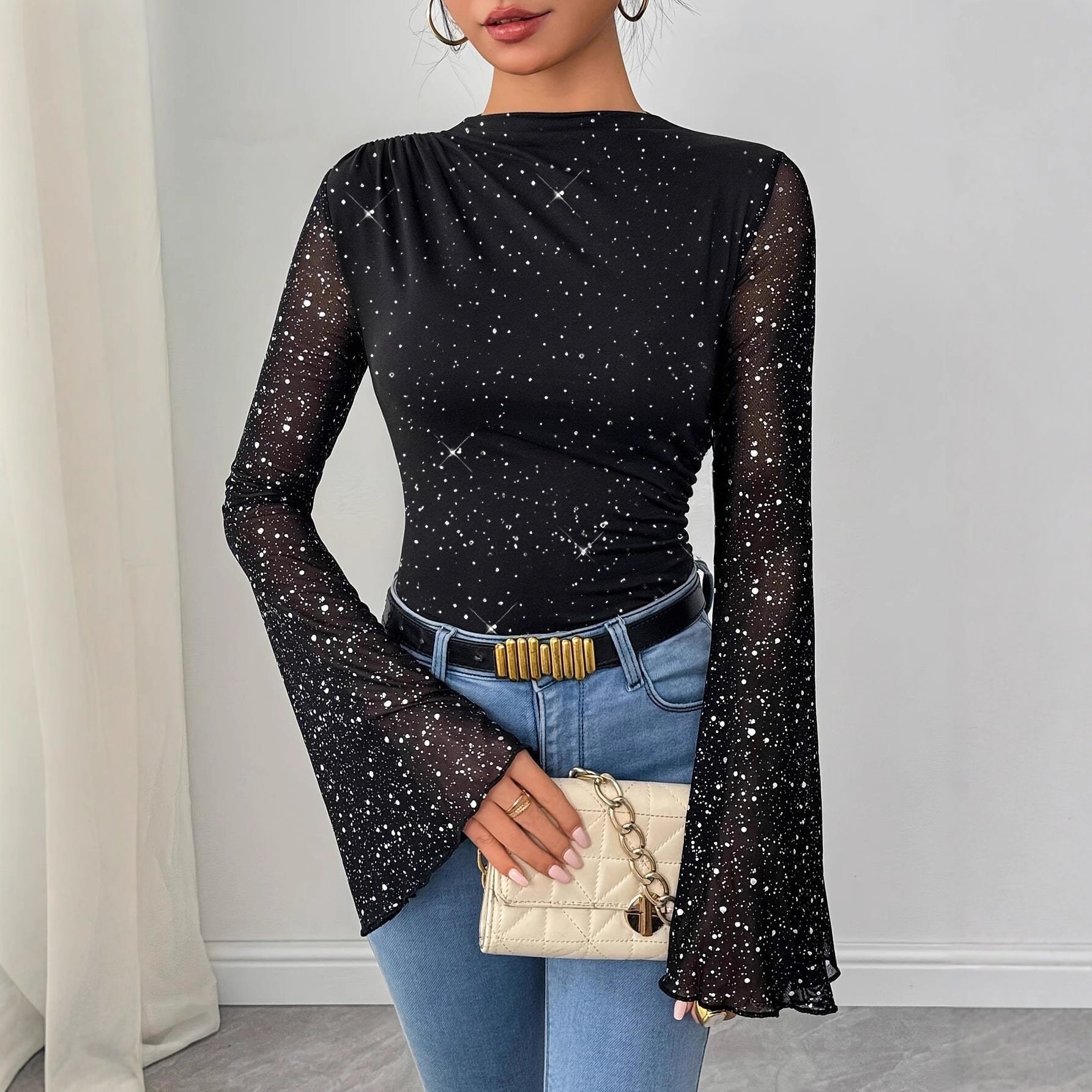 Damen Langarmshirt mit transparenten Glockenärmeln und funkelndem Sternenmuster Sovae