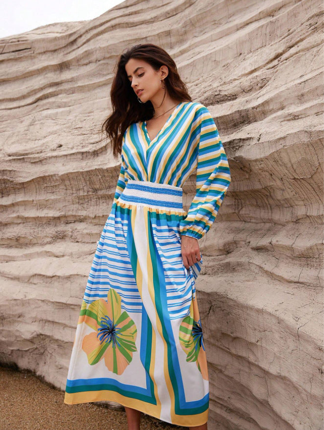 Damen Elegantes Maxikleid mit floralem Design und Streifen Sovae