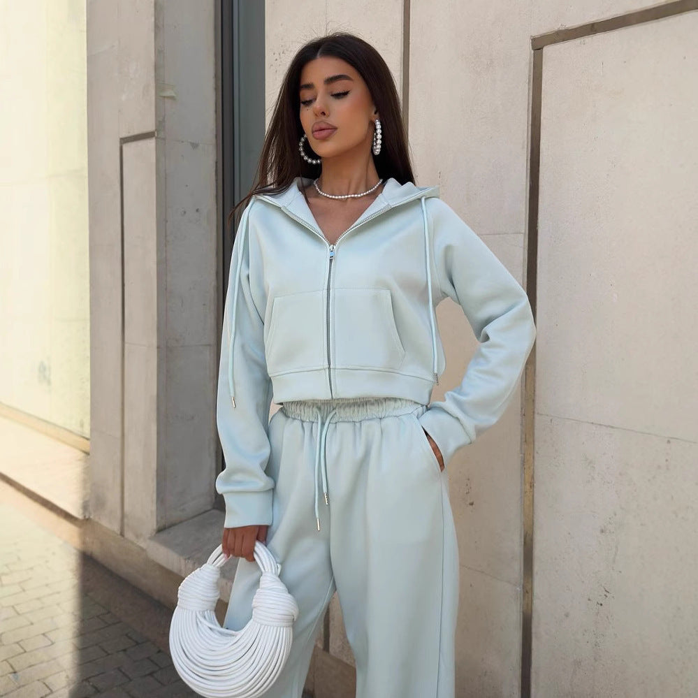 Damen Sportliches Freizeit-Set mit modischem Cropped Hoodie und weiter Hose Sovae