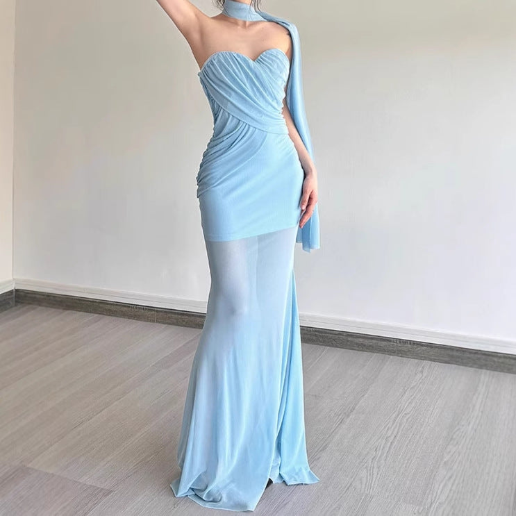 Damen Elegant geschnittenes Maxikleid mit asymmetrischem Ausschnitt und figurformendem Design Sovae