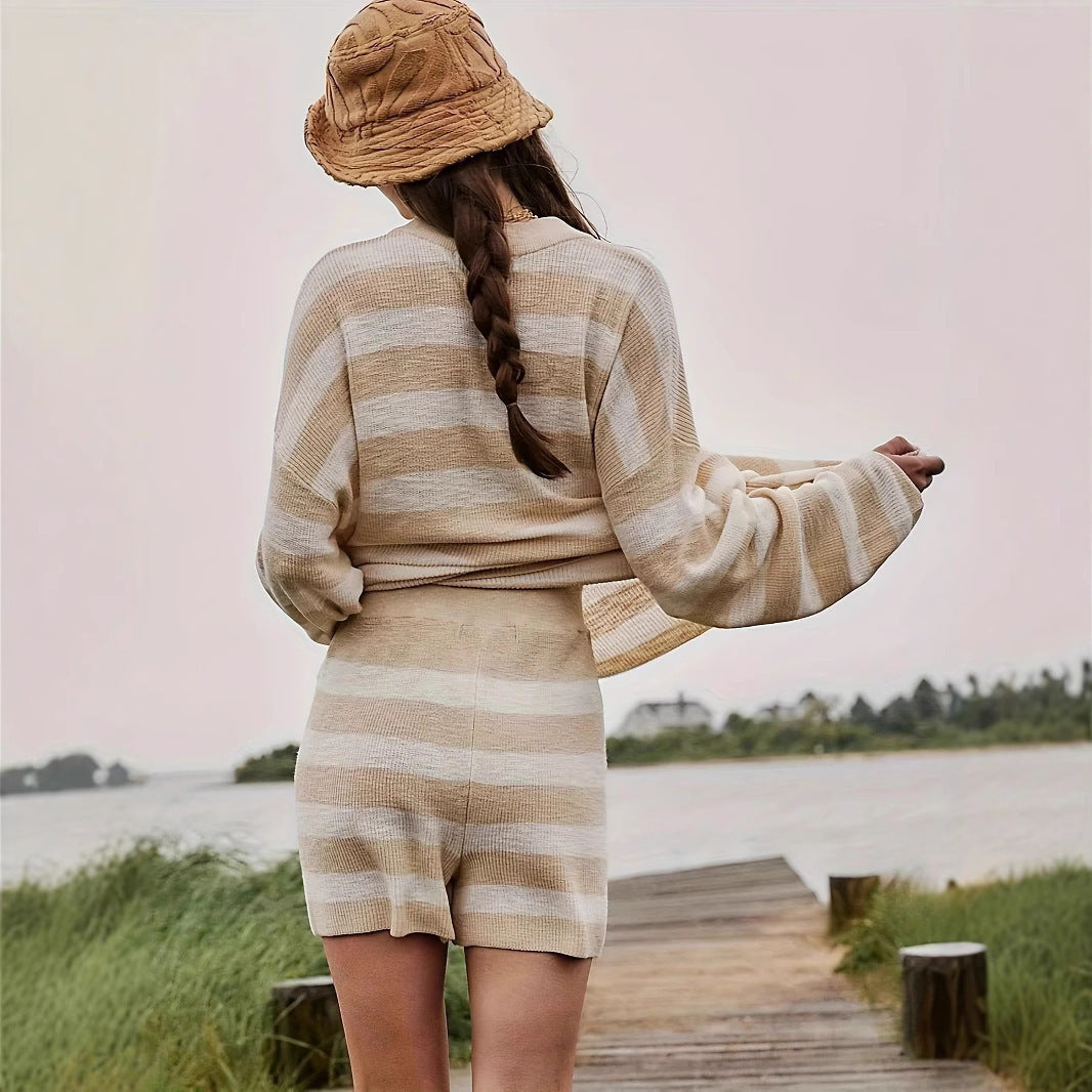 Damen gemütliches Strickset mit Crewneck und Streifenmuster Sovae