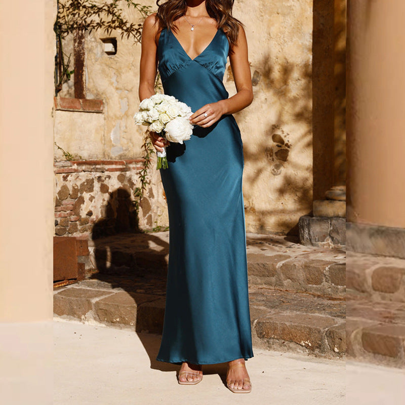 Damen elegantes Satin-Maxikleid mit tiefem V-Ausschnitt und Spaghettiträgern Sovae