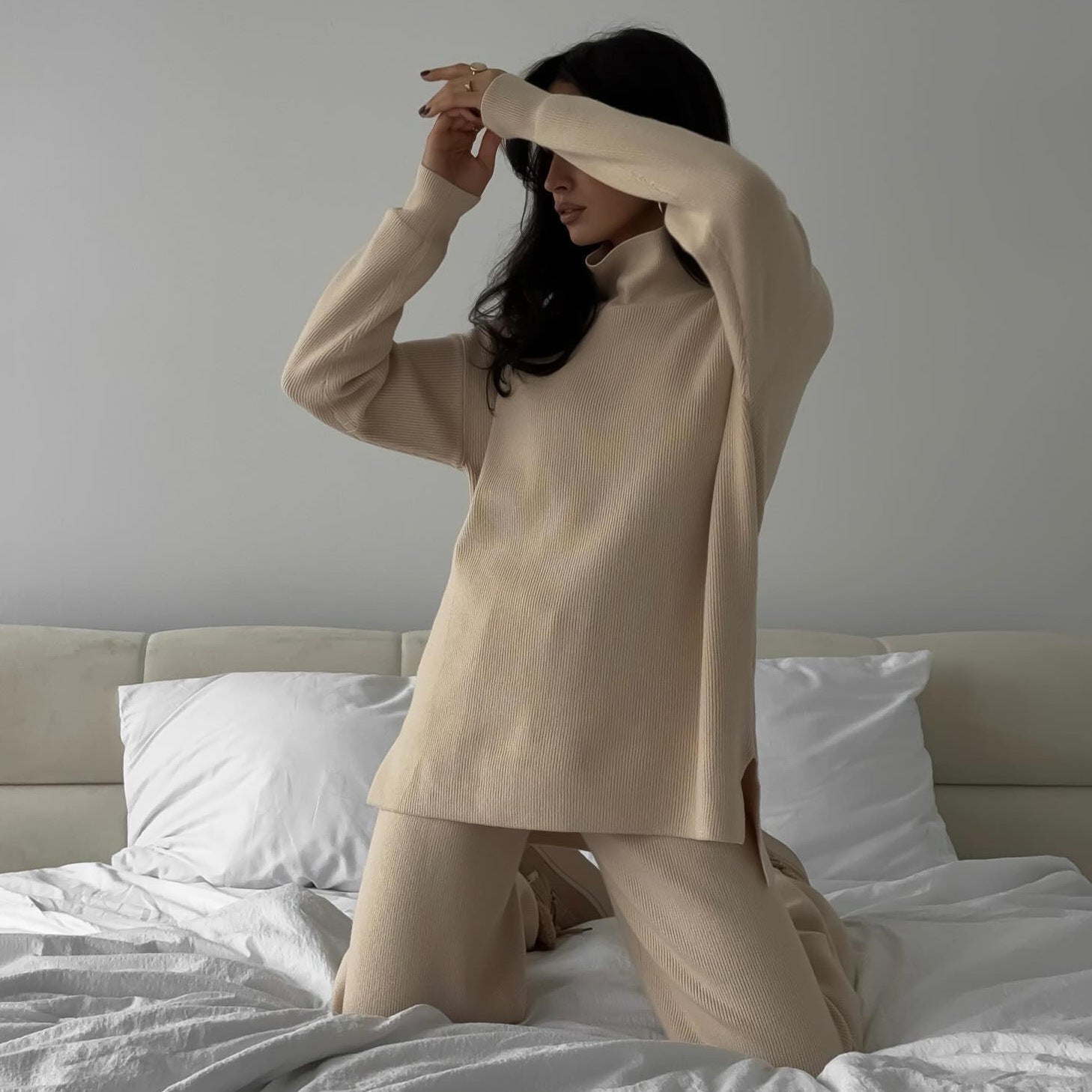Damen Gemütliches und elegantes Strick-Loungewear-Set mit Rollkragen Sovae
