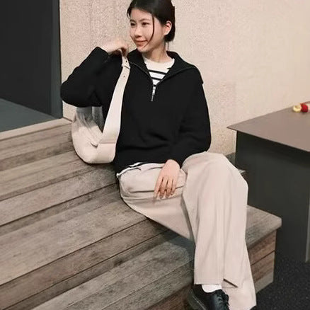 Damen modischer Strickpullover mit halbem Reißverschluss und Streifenmuster Sovae