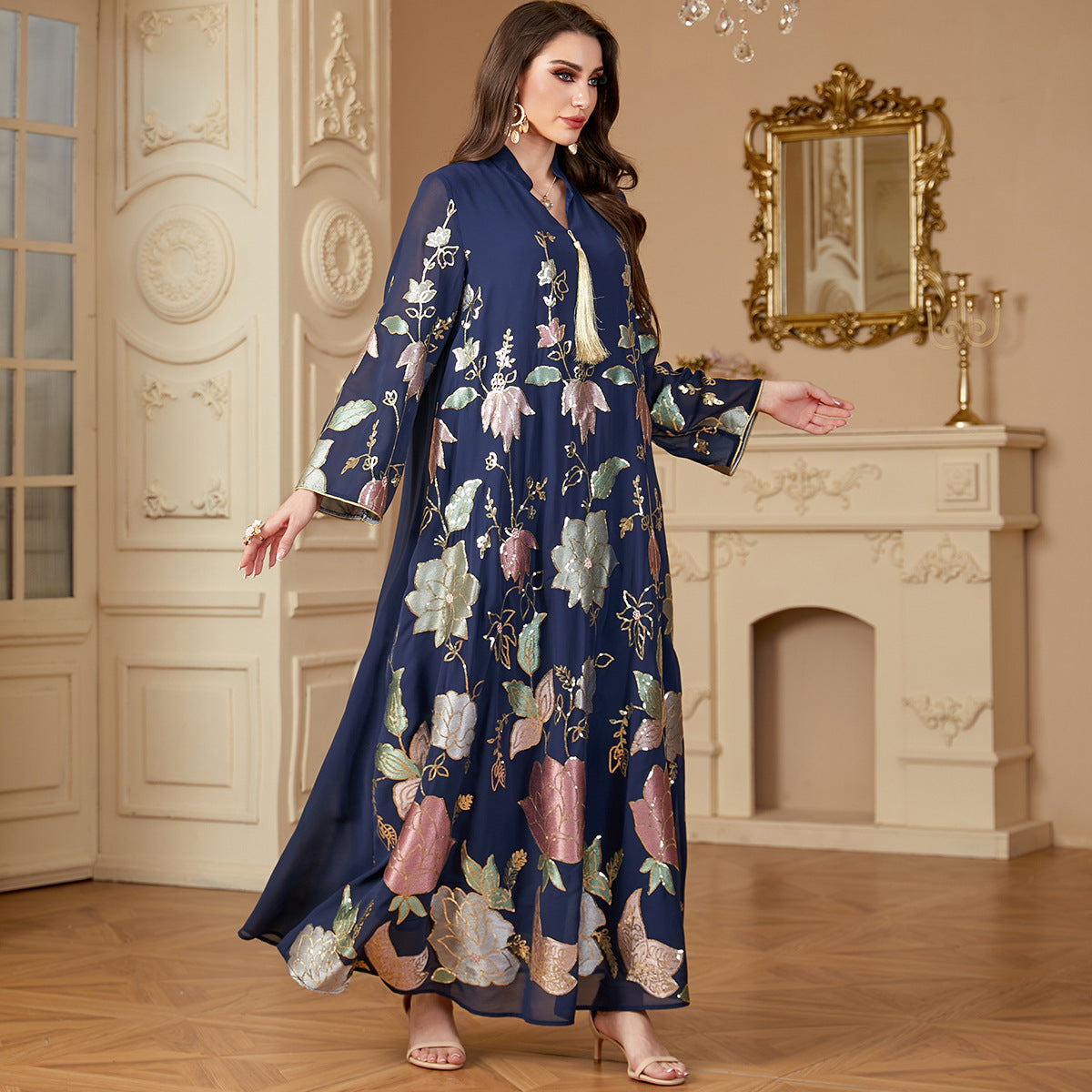 Damen Lange Kaftan-Robe mit floralen Stickereien Sovae