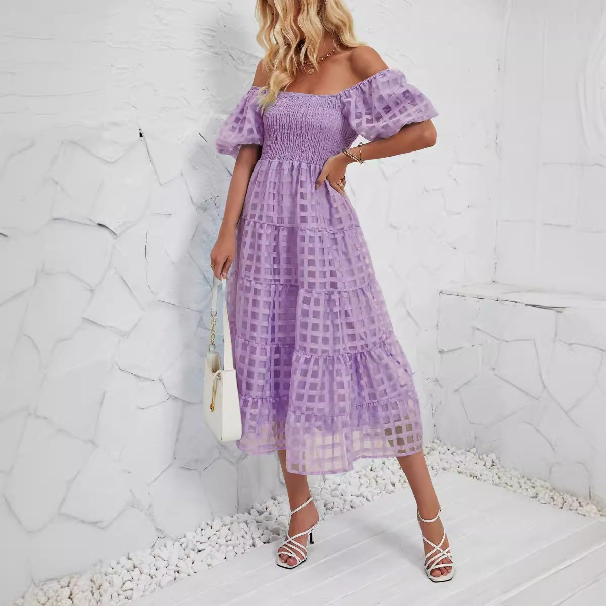 Damen luftiges Maxikleid mit gerafften Puffärmeln und Karomuster Sovae