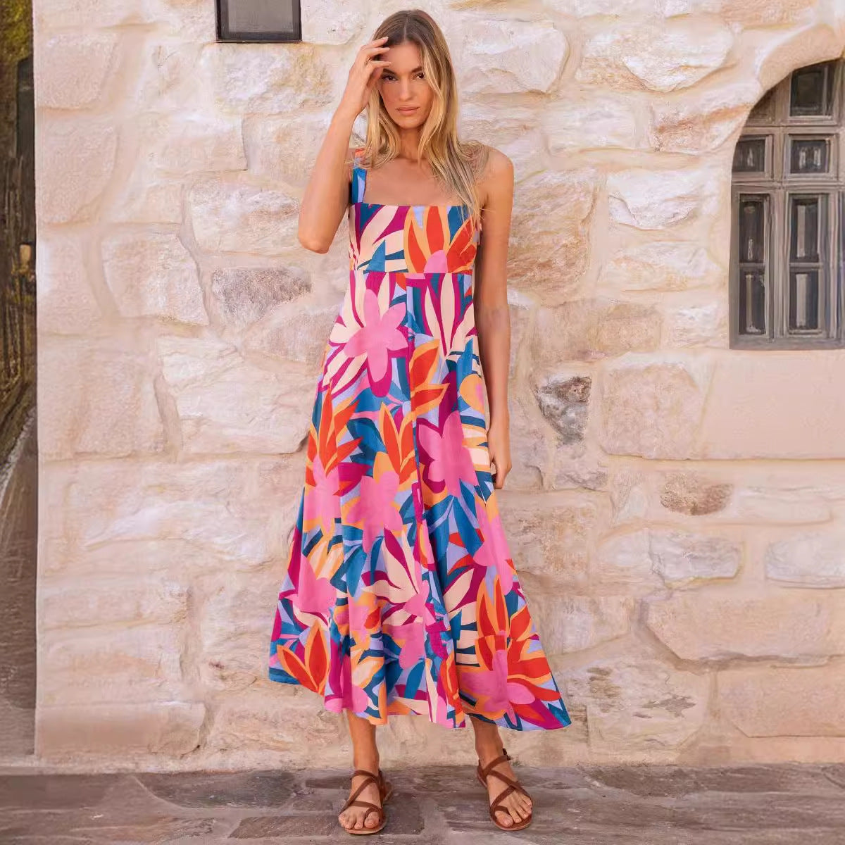 Damen Maxikleid mit buntem Blumenmuster und tailliertem Oberteil Sovae