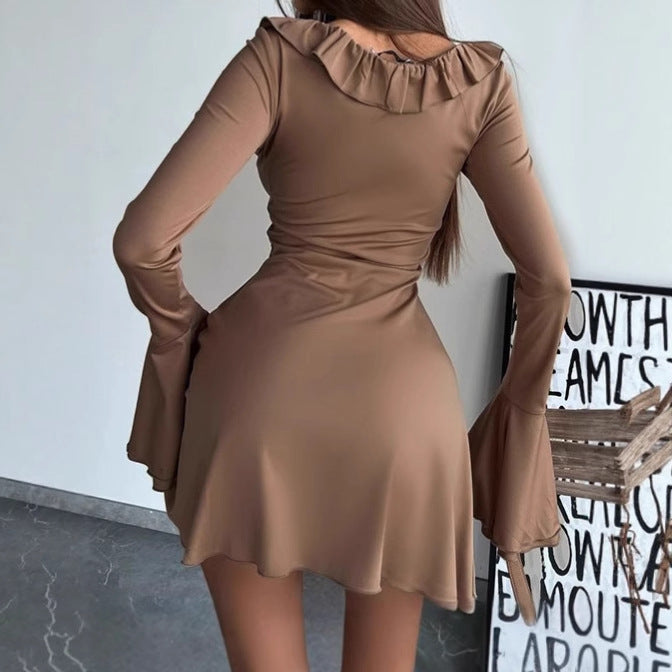 Damen Off-Shoulder Minikleid mit Rüschendetails und langen Ärmeln Sovae