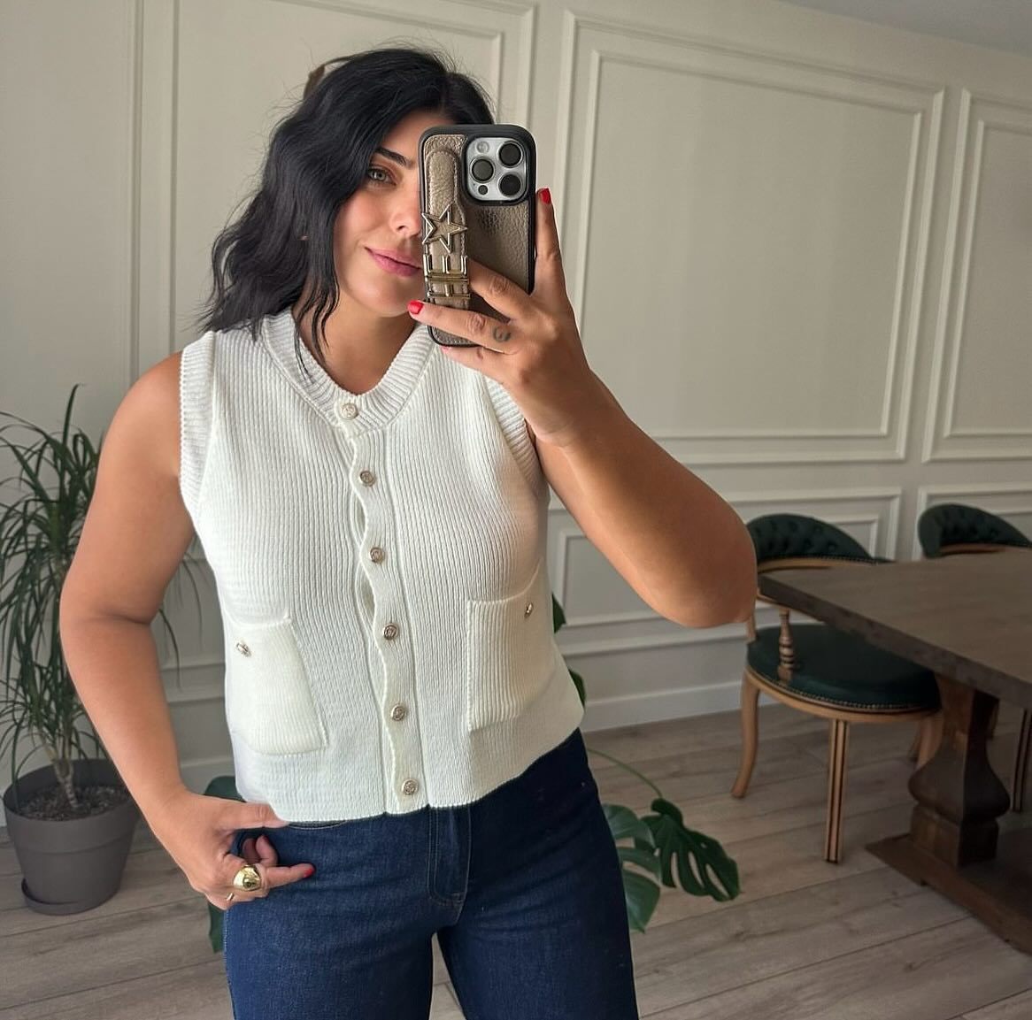 Damen Strickweste mit Knopfleiste und praktischen Taschen Sovae