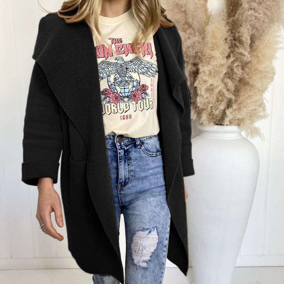 Damen Oversized Strickjacke mit weitem Revers und Taschen Sovae