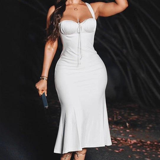 Damen Elegantes Maxikleid mit raffinierten Trägerdetails und figurbetonter Silhouette Sovae