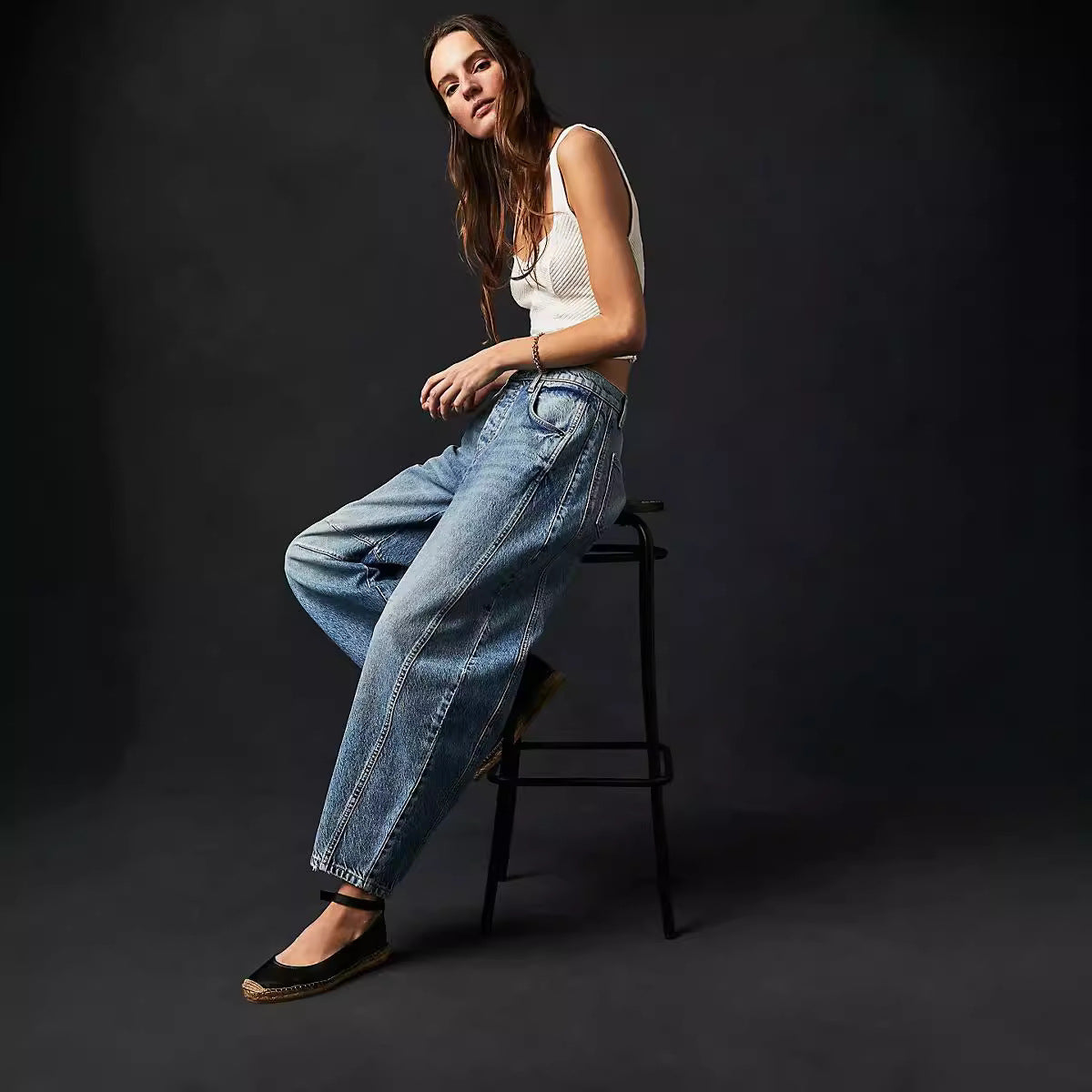 Damen Weit geschnittene Denim-Hose mit kreativen Nähdetails Sovae