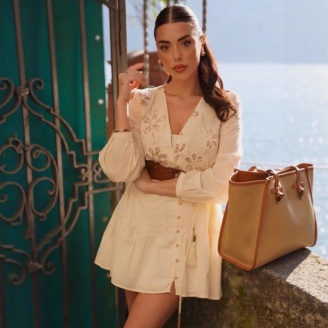 Damen verspieltes Maxikleid mit floralem Stickmuster und Taillenkordelzug Sovae